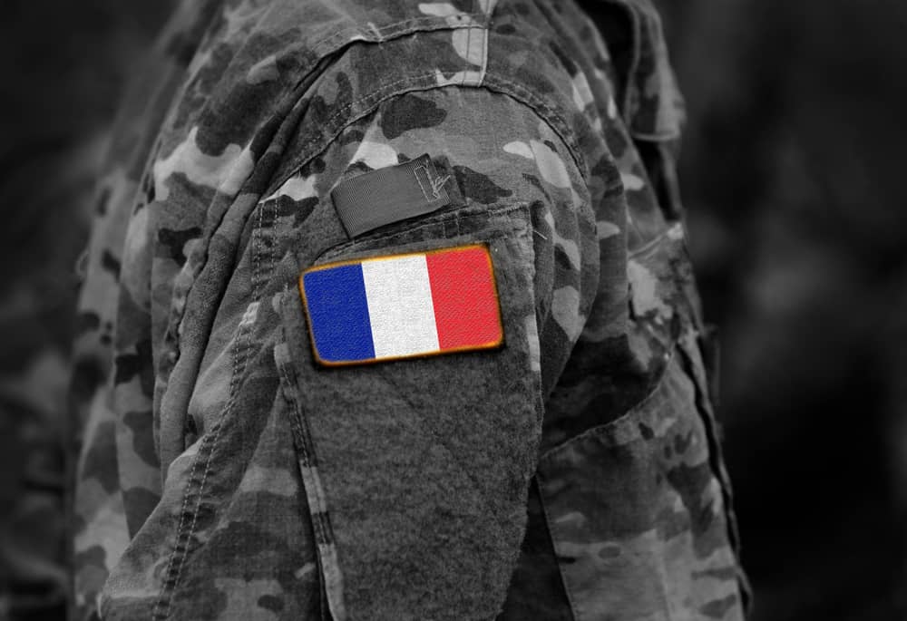 Soldat français, une fonction nécessitant un casier B2 vierge
